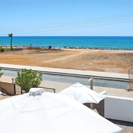 Votsalo - 30m From Med Sea 펜션 *